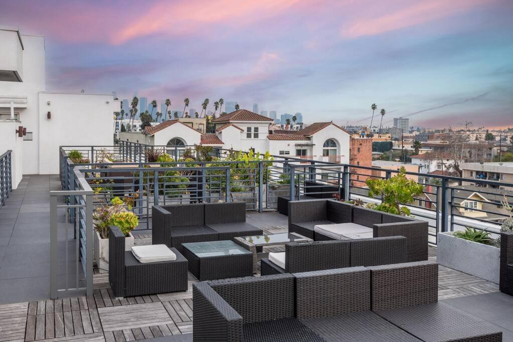 Chic And Elegant 2-Bedroom Haven W/ Roof Deck Los Angeles Exterior foto